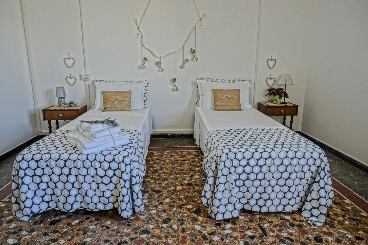 La Casa Dei Sognatori Bed & Breakfast อันซีโอ ภายนอก รูปภาพ